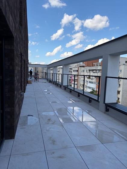 Apartament cu 2 camere semidecomandat în Mărăști