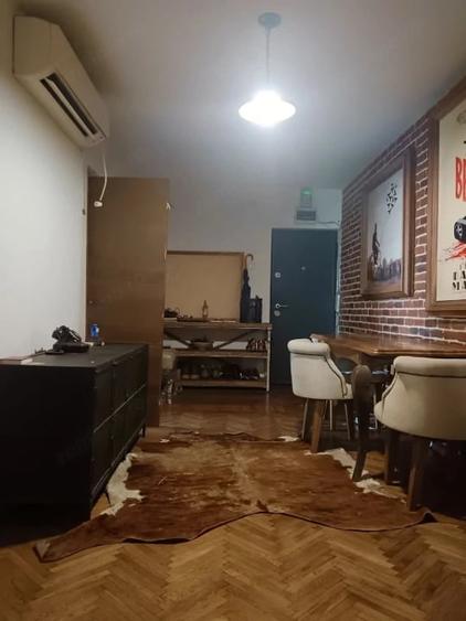 Apartament cu 4 camere decomandat în Titulescu