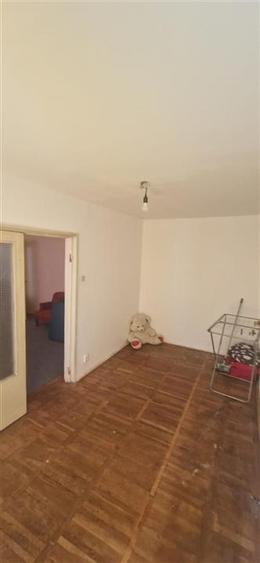 Apartament cu 2 camere semidecomandat în Șagului