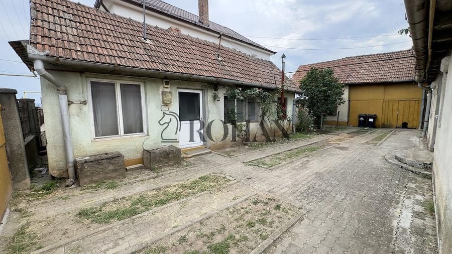 Casă cu 2 camere cu Teren 788 Mp în Bărăbanț