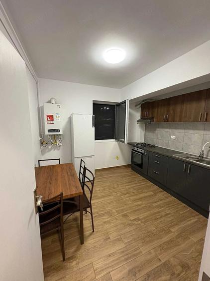 Apartament cu 2 camere decomandat în Theodor Pallady
