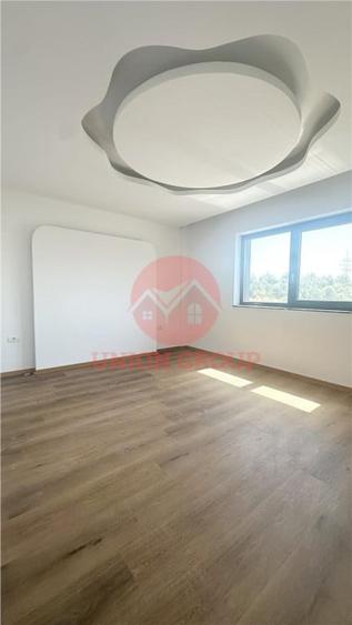 Casă cu 5 camere cu Teren 391 Mp în Nord