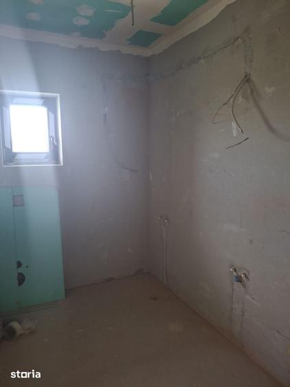 Casă cu 4 camere cu Teren 295 Mp în Șelimbăr