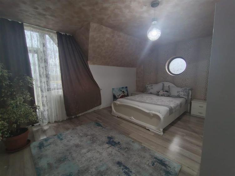 Casă individuală cu 5 camere cu Teren 1600 Mp în Moara
