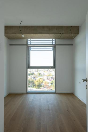 Apartament cu 4 camere decomandat în Floreasca