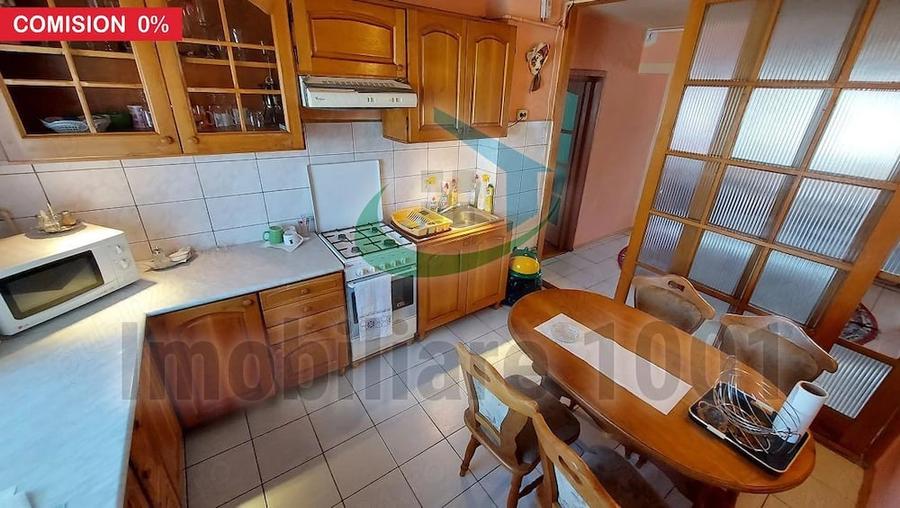 Apartament cu 4 camere decomandat în Ultracentral