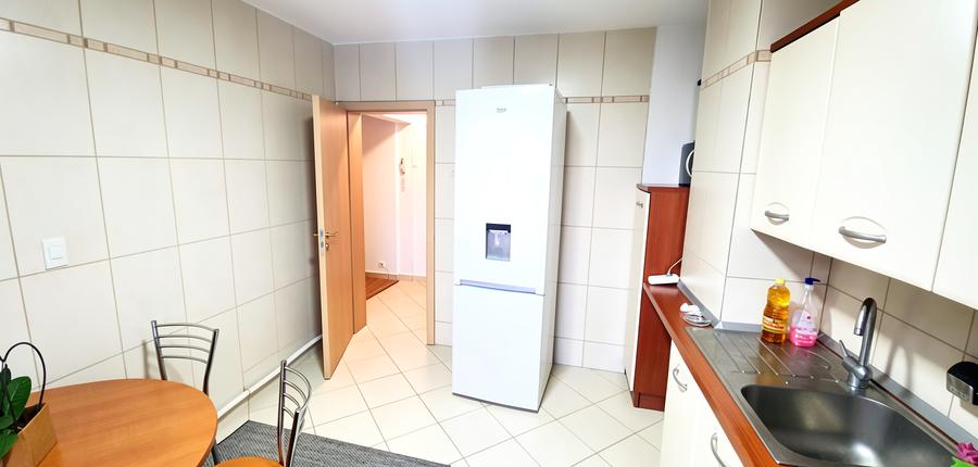Apartament cu 2 camere decomandat în Tineretului