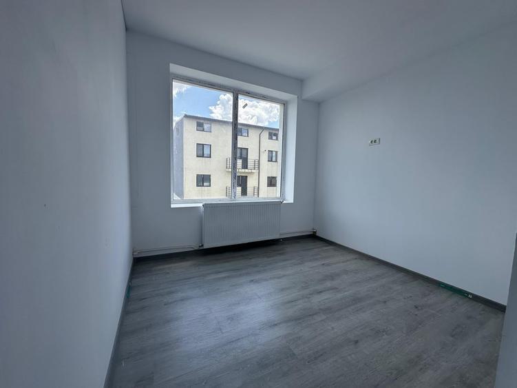 Spațiu comercial, de 141 mp, în Bragadiru