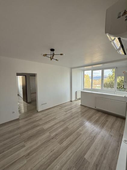 Apartament cu 3 camere în Gojdu