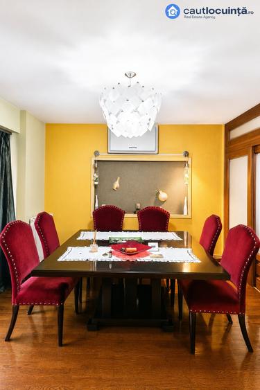 Apartament cu 4 camere, mobilat în Unirii