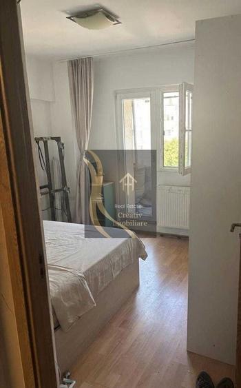Apartament cu 3 camere decomandat în Octavian Goga