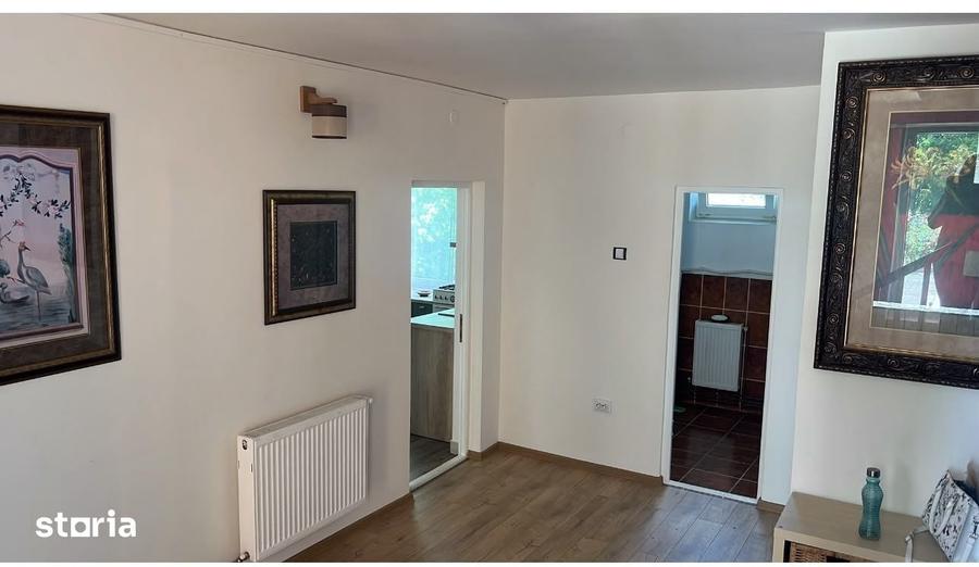 Casă cu 3 camere cu Teren 1000 Mp în Central