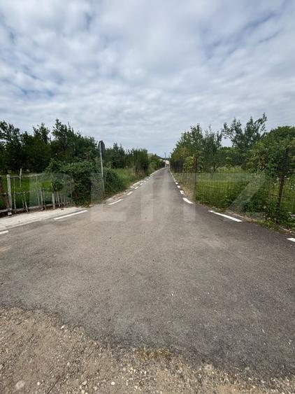 Teren Construcții intravilan de 1368 mp, în Vulcana-Pandele