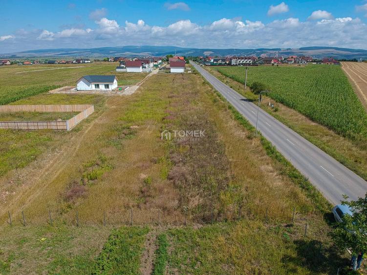 Teren Construcții intravilan de 1170 mp, în Bod