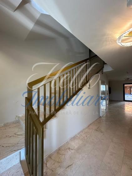 Apartament cu 2 camere decomandat în Între Lacuri