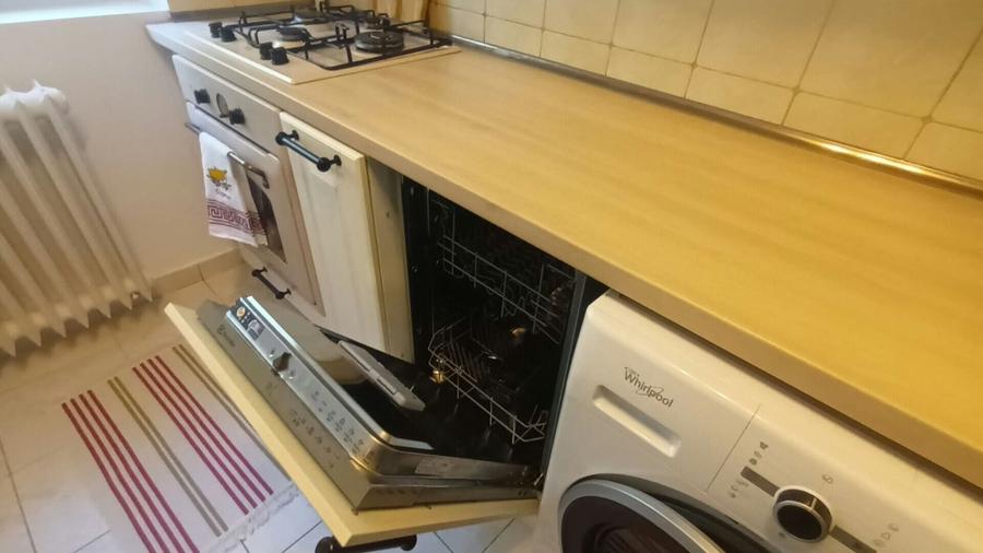 Apartament cu 2 camere semidecomandat, mobilat în Liviu Rebreanu