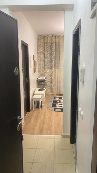 Garsonieră decomandată în Central