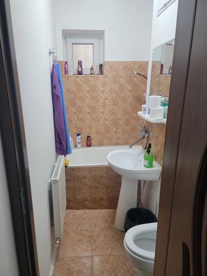 Garsonieră decomandată în Drumul Carului