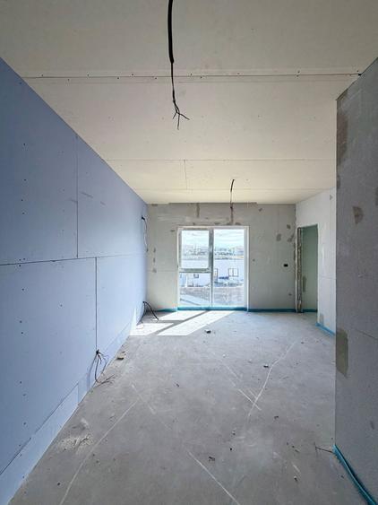 Duplex cu 4 camere cu Canalizare în Moșnița Nouă