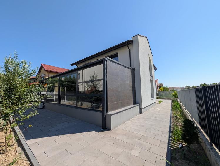 Casă individuală cu 6 camere cu Canalizare în Băneasa