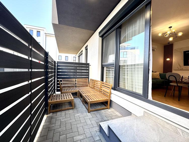 Apartament cu 2 camere semidecomandat, mobilat în Buziașului