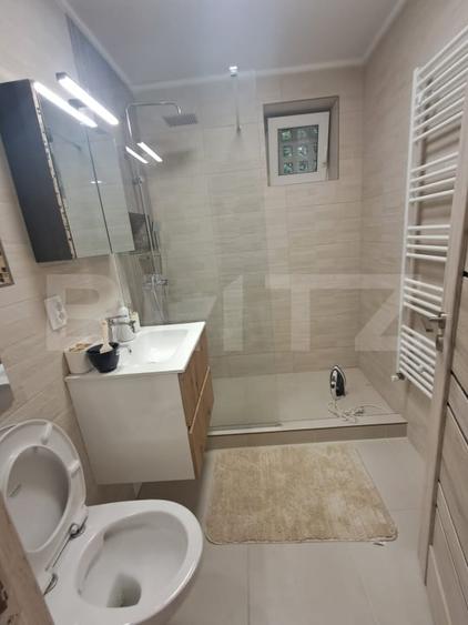 Apartament cu 3 camere circular, mobilat în Tudor