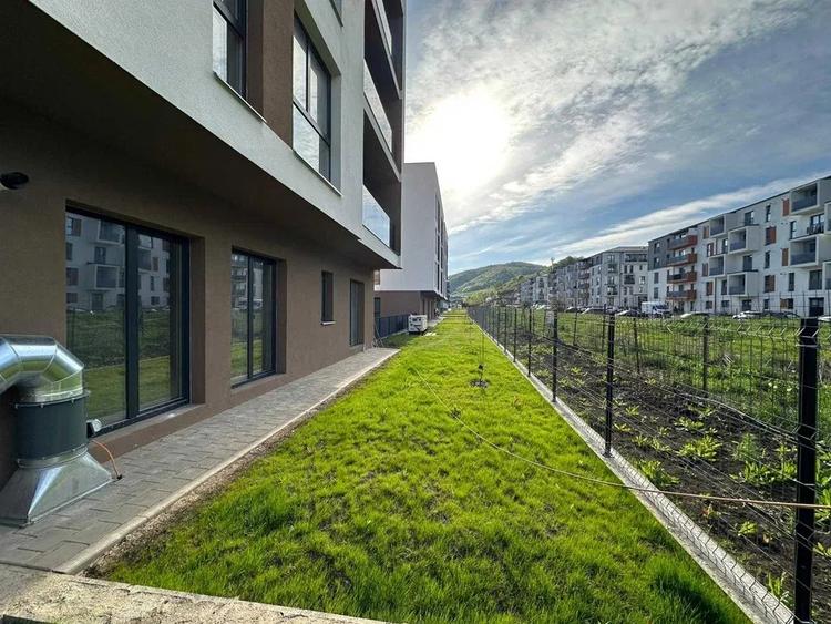 Apartament cu 2 camere semidecomandat în Florești — fotografia 2