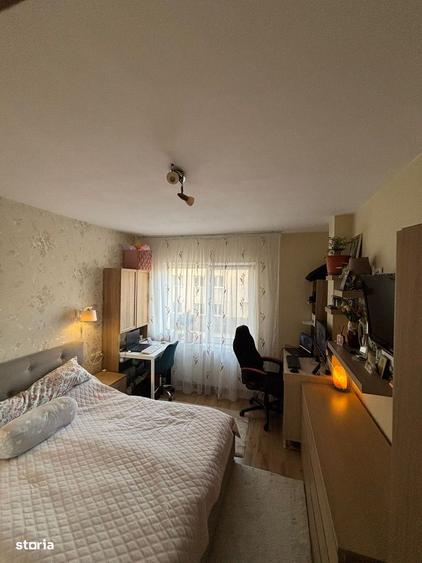 Apartament cu 3 camere în Florești