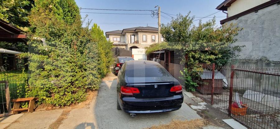 Casă individuală cu 7 camere cu Teren 700 Mp în Bordei