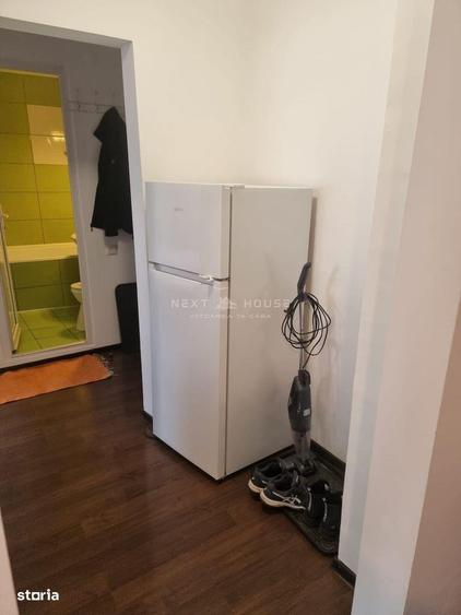 Apartament cu 2 camere decomandat, mobilat în Prelungirea Ghencea