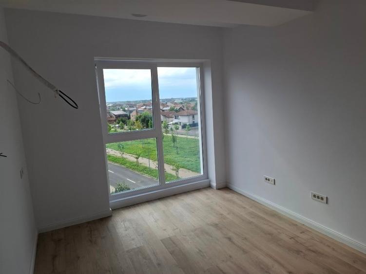 Apartament cu 3 camere decomandat, mobilat în Aviației