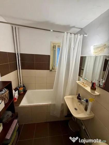 Apartament cu 2 camere semidecomandat în Nicolina