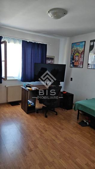 Apartament cu 3 camere decomandat în Bună Ziua