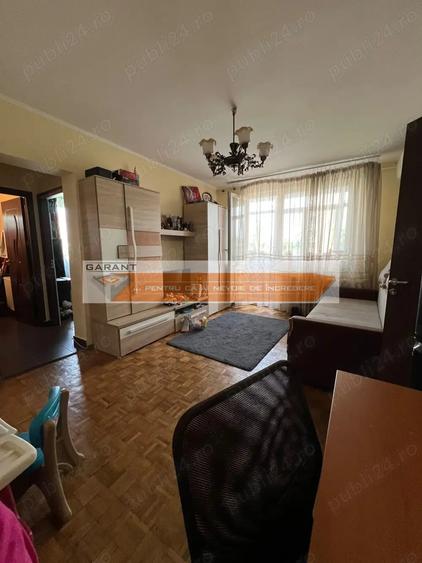 Apartament cu 2 camere semidecomandat în Calea București