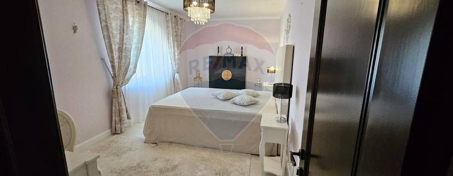 Casă individuală cu 5 camere cu Piscina în Vest