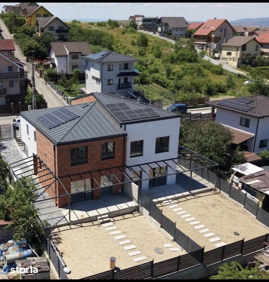 Casă cu 5 camere cu Teren 300 Mp în Apahida