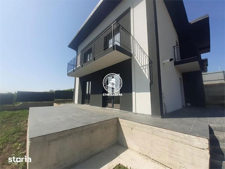 Casă cu 4 camere cu Teren 447 Mp în Valea Lupului