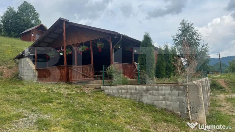Casă cu 3 camere cu Teren 2330 Mp în Mărișel