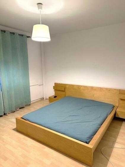 Apartament cu 2 camere decomandat, mobilat în Vitan