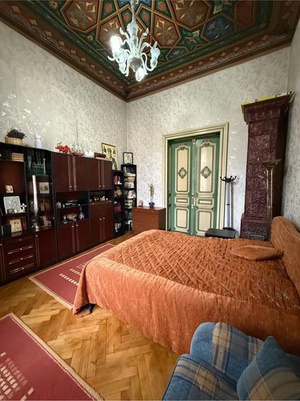 Apartament cu 3 camere semidecomandat în Ultracentral