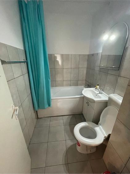 Apartament cu 2 camere nedecomandat în Podu Roș