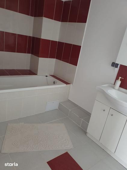 Casă cu 7 camere cu Teren 800 Mp în Beliș