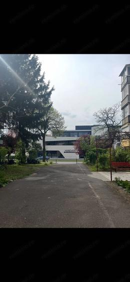 Garsonieră decomandată în Central
