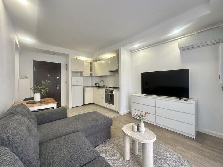 Apartament cu 2 camere decomandat în Crețuleasca