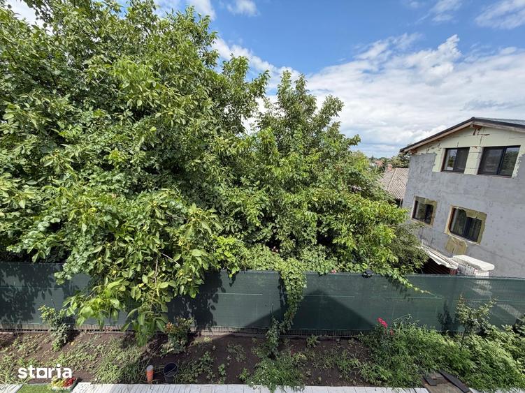Casă cu 5 camere cu Teren 250 Mp în Central