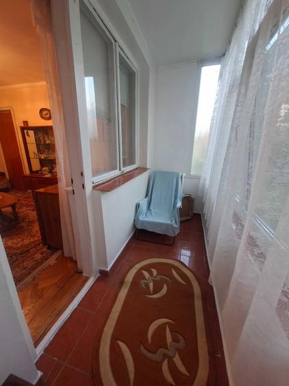 Inchiriere apartament 2 camere Pitesti, zona extrem de linistita, langa parcul natural Trivale - 2