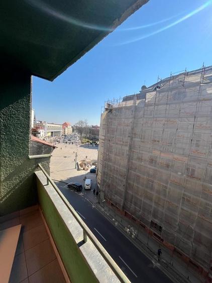 Apartament cu 3 camere în Ultracentral