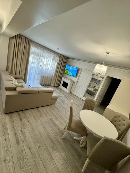 Apartament cu 2 camere semidecomandat în Florești