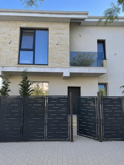 Casă individuală cu 4 camere cu Canalizare în Bragadiru