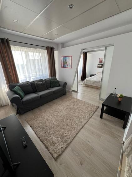 Apartament cu 2 camere semidecomandat în Calea Călărașilor